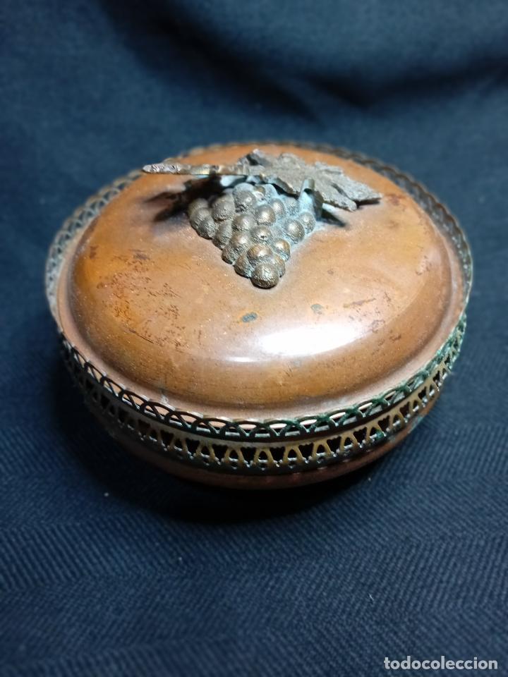 Antig&uuml;edades: BOMBONERA DE COBRE - Foto 1