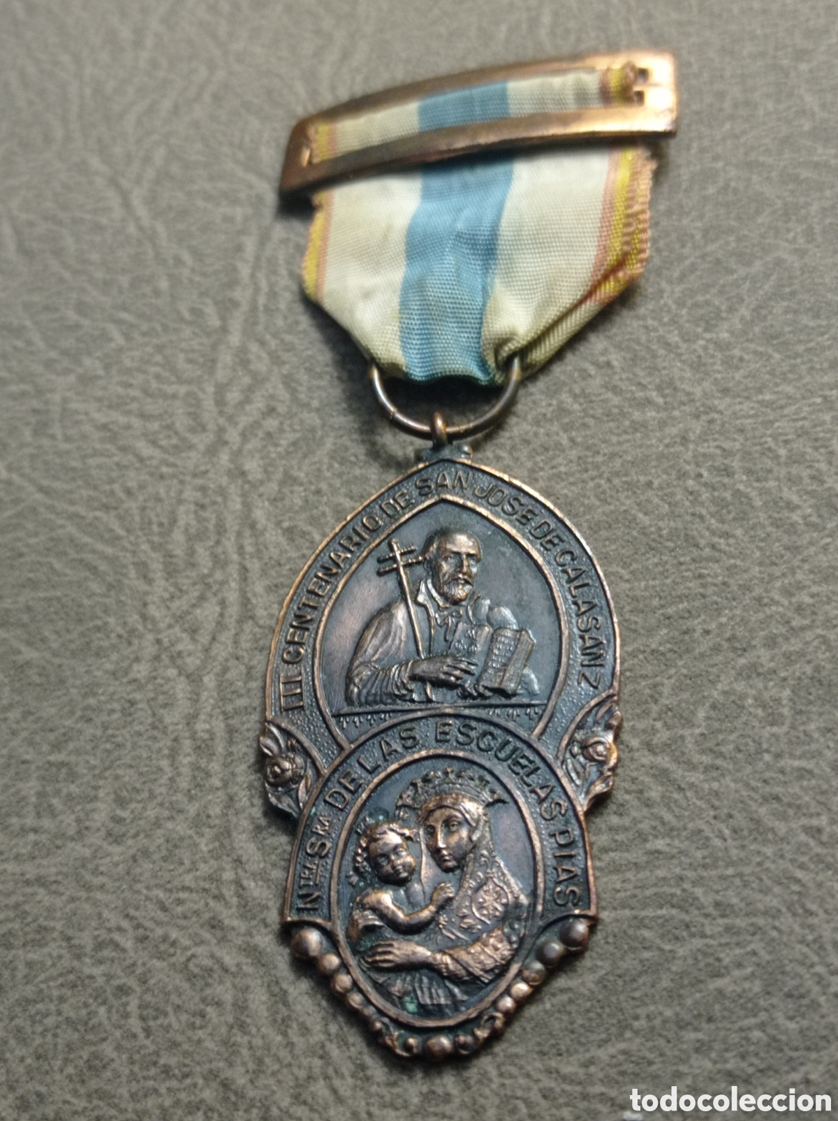 Antig&uuml;edades: MEDALLA lll CENTENARIO S. JOSE DE CALASANT 1948 - Foto 1
