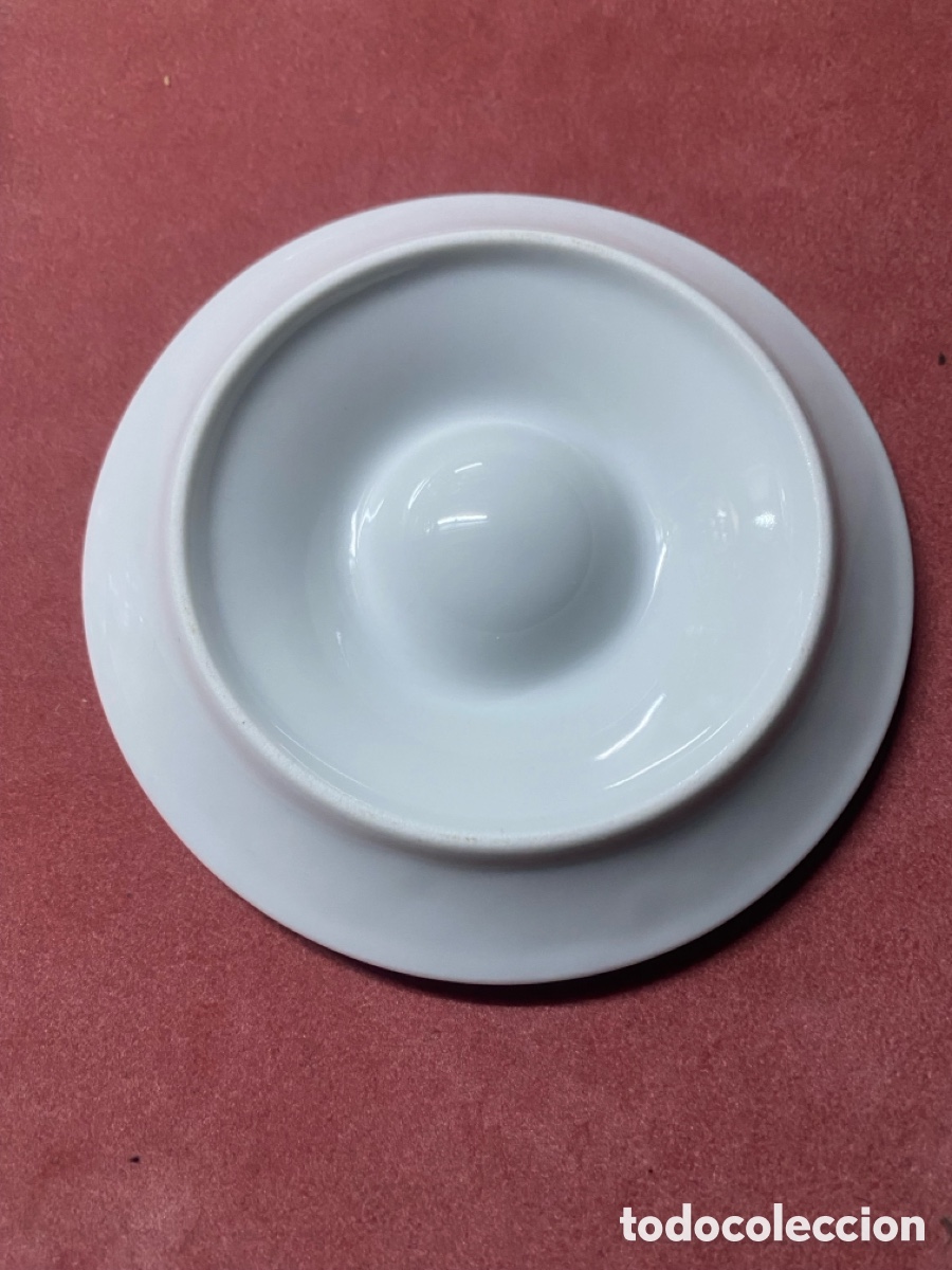 Antig&uuml;edades: Huevera de porcelana - Foto 3