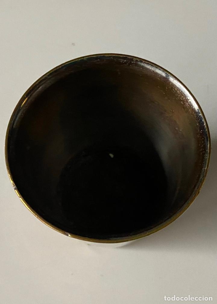 Antig&uuml;edades: 194.- Baso de agua plateado. Marcas - Foto 4