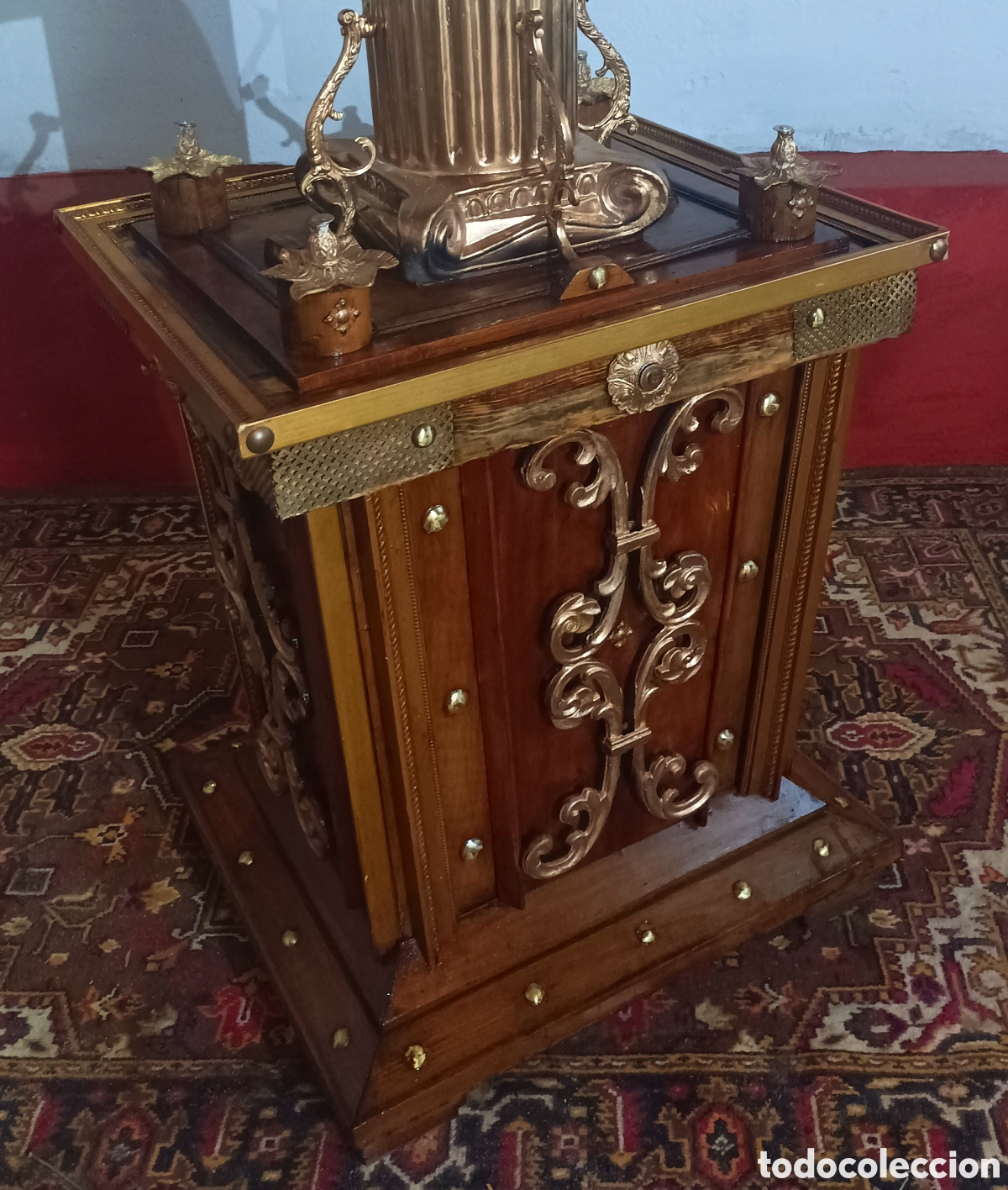 Antig&uuml;edades: Facistol de madera ,metal y bronce - Foto 4