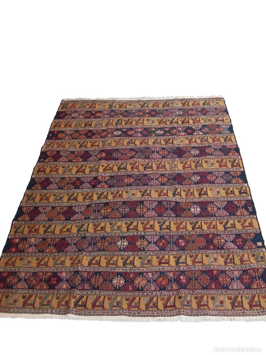 Antig&uuml;edades: Kilim persa K007-001 - Foto 1