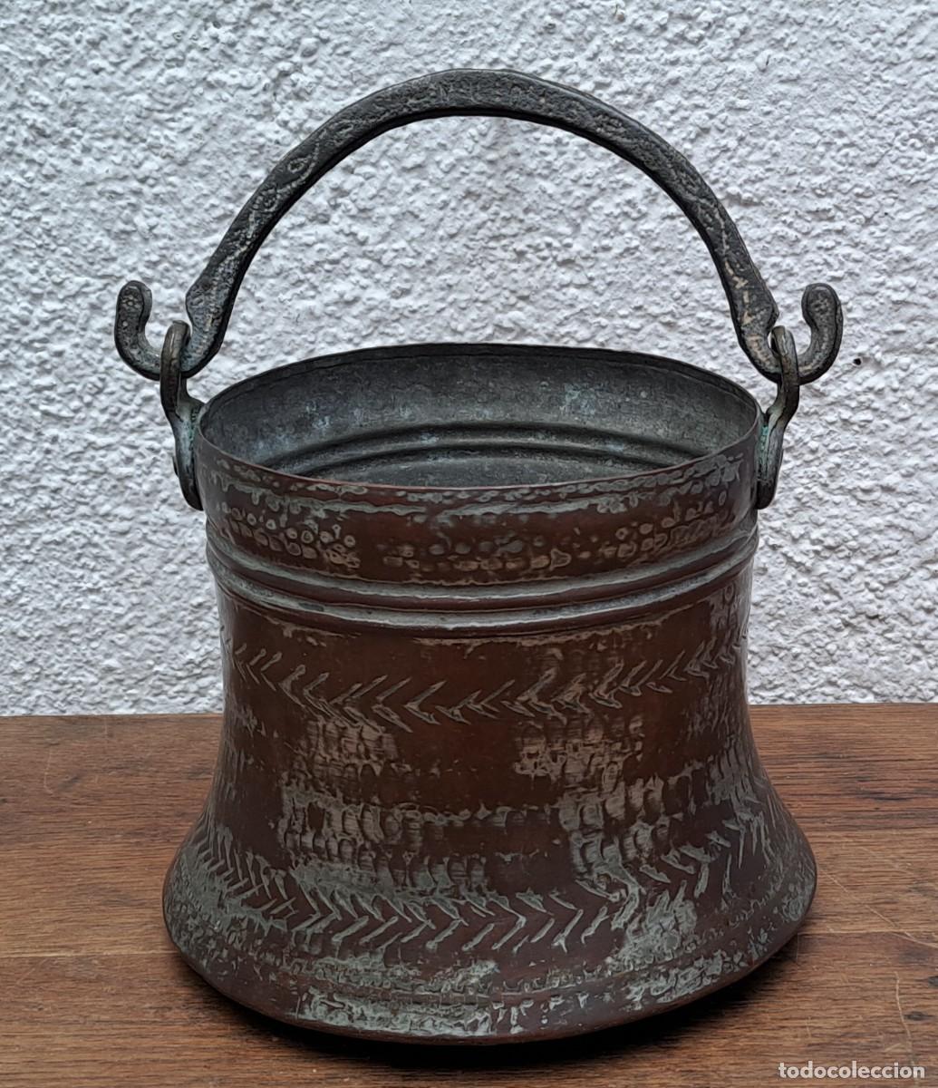 Antig&uuml;edades: OLLA DE COBRE CON BA&Ntilde;O DE ESTA&Ntilde;O - Foto 1