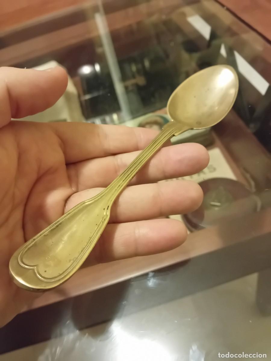 Antig&uuml;edades: Cuchar&oacute;n de bronce S xix - Foto 1