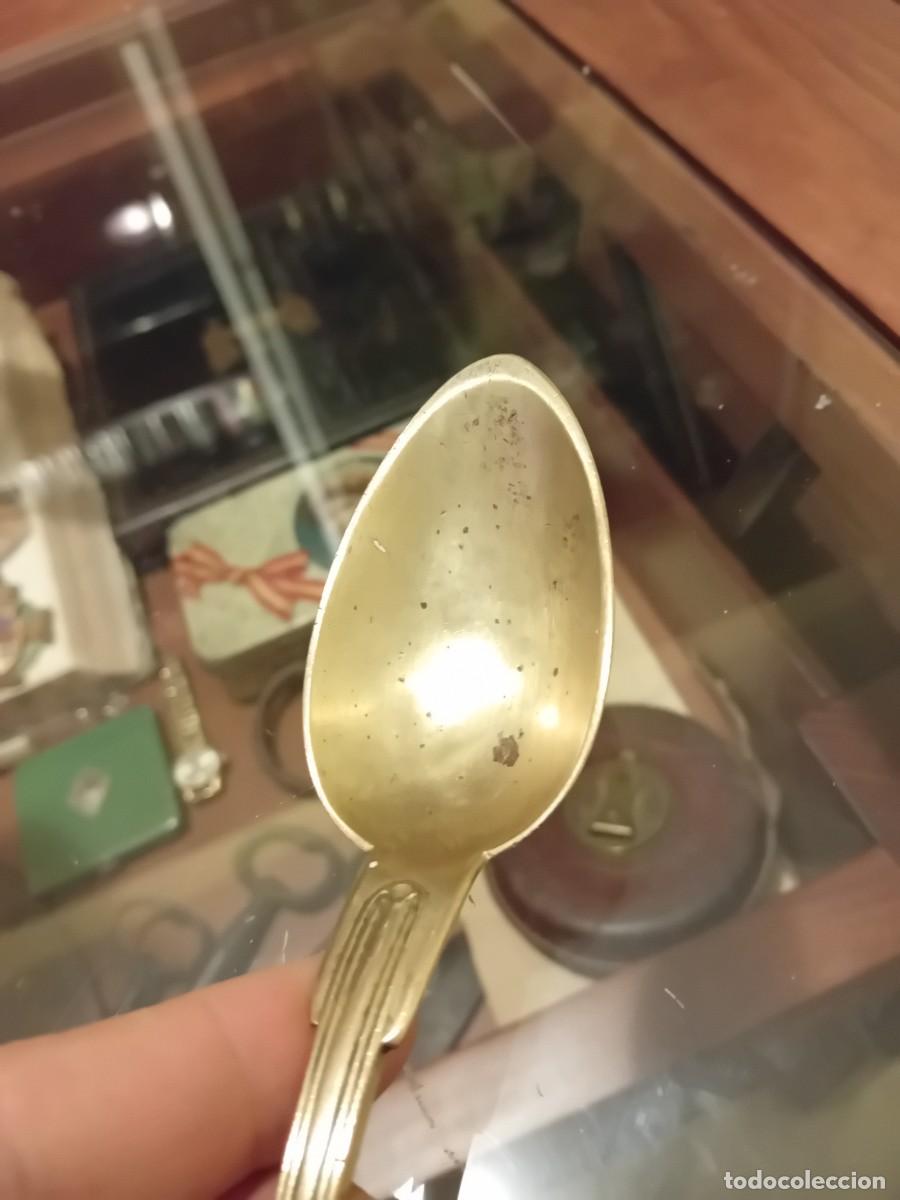 Antig&uuml;edades: Cuchar&oacute;n de bronce S xix - Foto 2