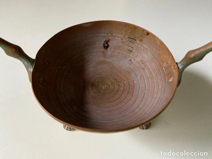 Antig&uuml;edades: 201.- Chofeta de bronce y lat&oacute;n - Foto 3