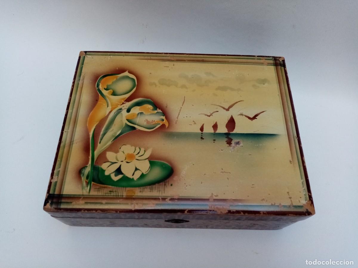 Antig&uuml;edades: caja antigua- - Foto 2