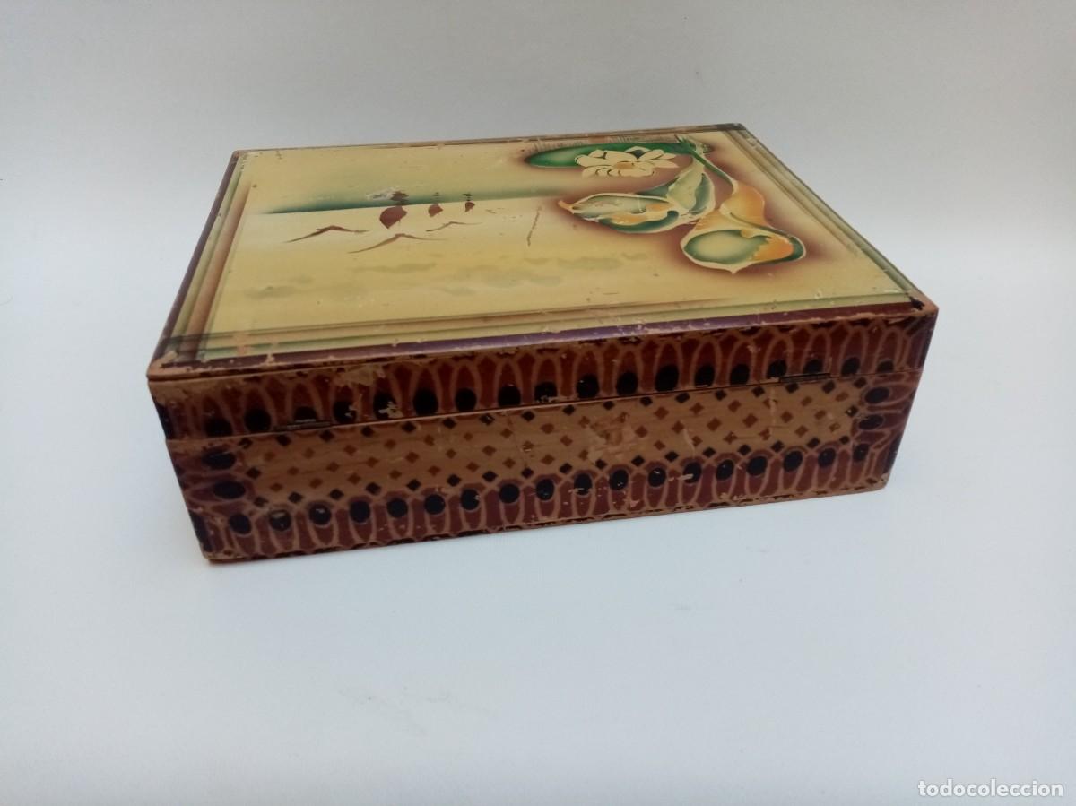 Antig&uuml;edades: caja antigua- - Foto 3