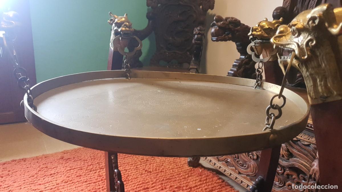 Antig&uuml;edades: Mesa centro cabeza metal dragones - Foto 2