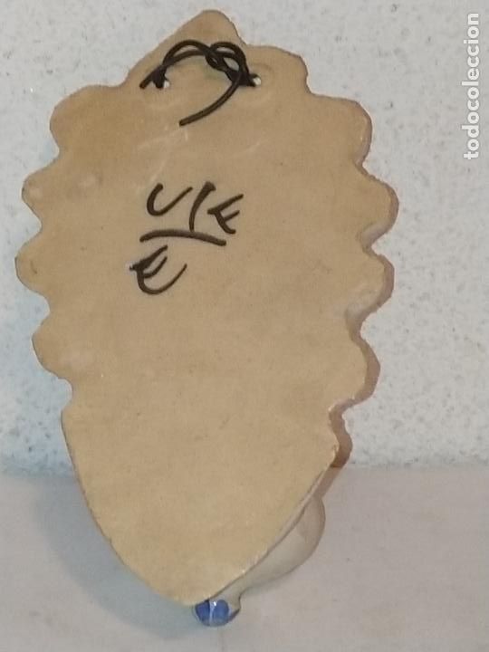 Antig&uuml;edades: Benditera ceramica Coraz&oacute;n de, Jesus. - Foto 4