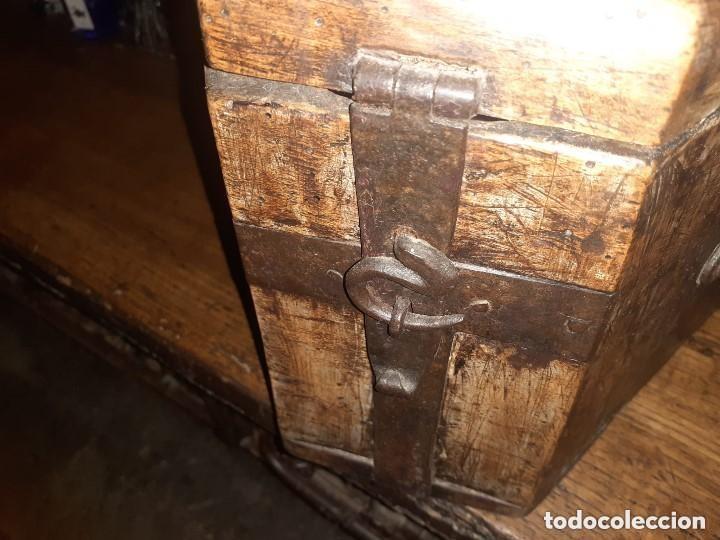 Antig&uuml;edades: Licorera de monasterio s. XVI - Foto 13