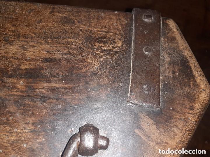 Antig&uuml;edades: Licorera de monasterio s. XVI - Foto 15