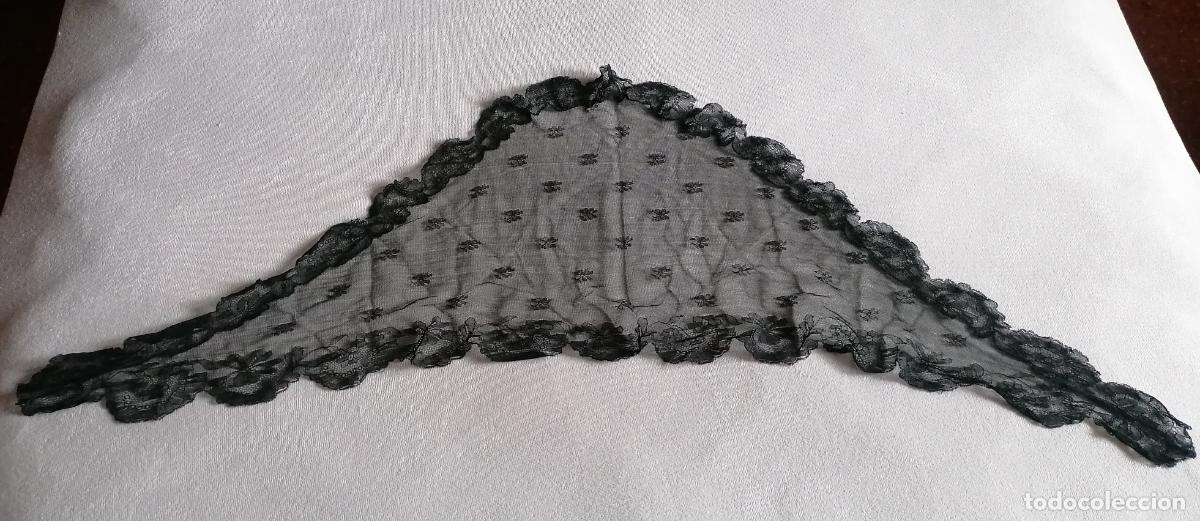 Antig&uuml;edades: mantilla puntas redondeadas - Foto 1