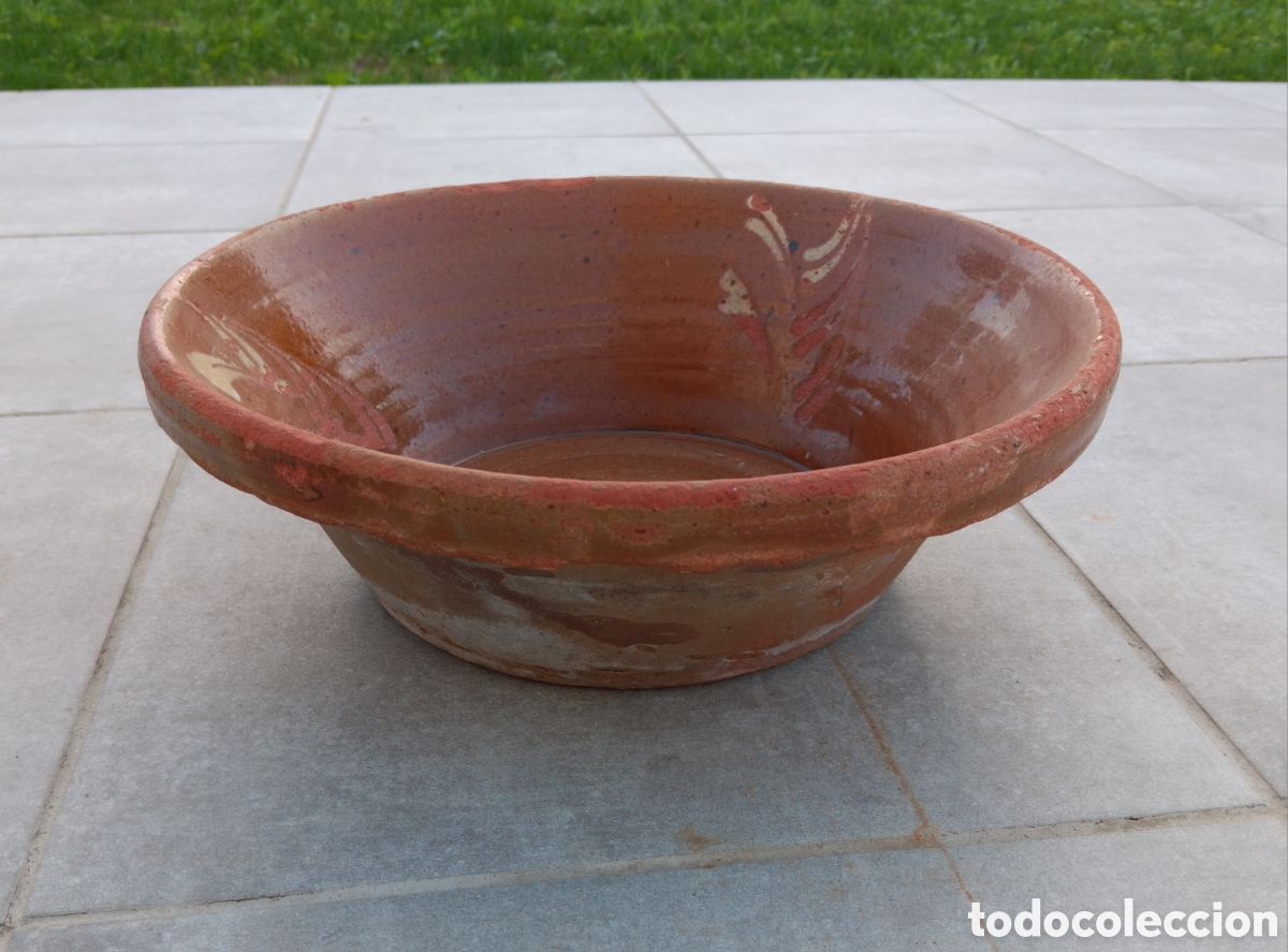 Antig&uuml;edades: Antiguo lebrillo. Palangana de barro - Foto 1