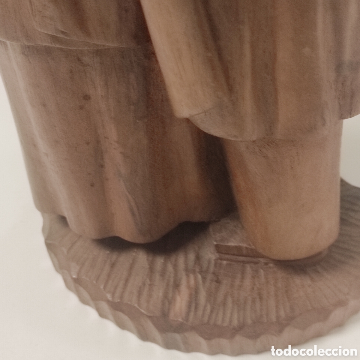 Antig&uuml;edades: FIGURA TALLADA EN MADERA. ALTURA 29cms - Foto 4
