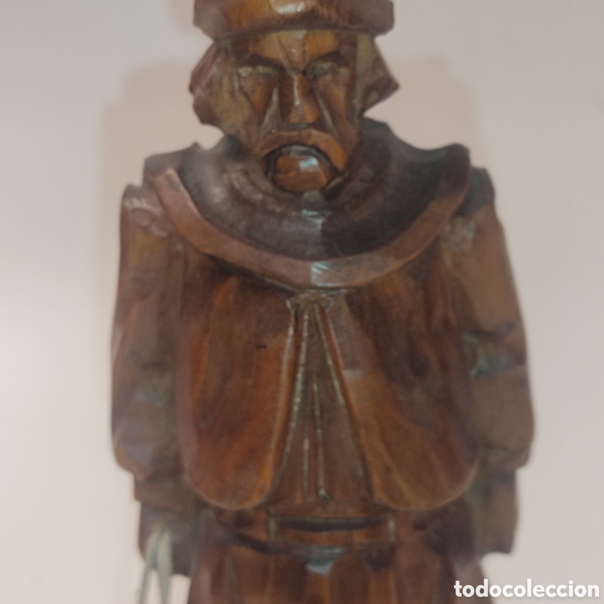 Antig&uuml;edades: FIGURA TALLADA EN MADERA. ALTURA 22,5cms - Foto 3