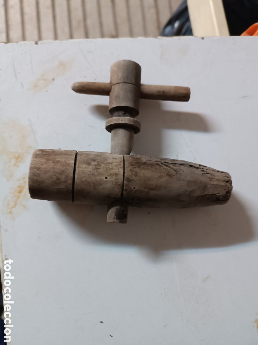 Antig&uuml;edades: Filtro de madera para tinajas - Foto 1
