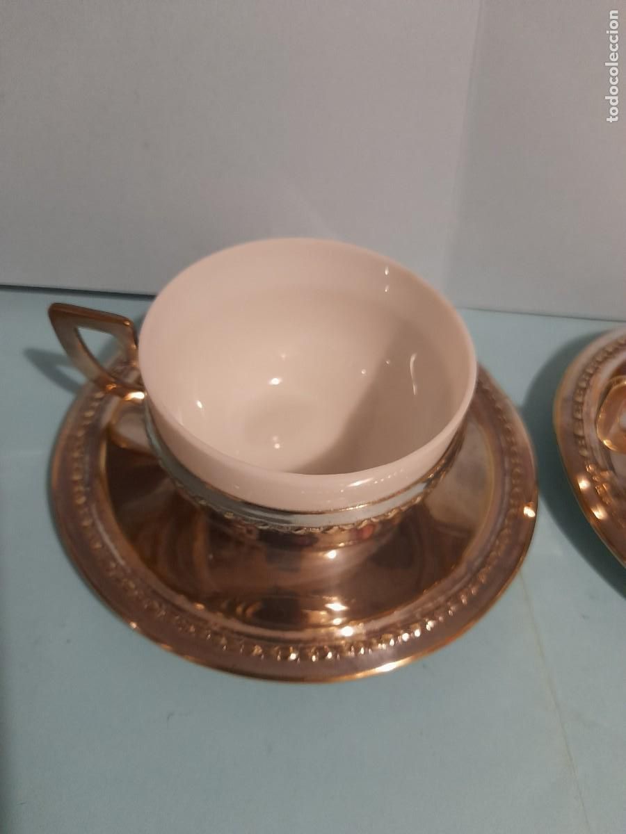 Antig&uuml;edades: 2 Tazas plateadas con pocillos de opalina y 2 platos. - Foto 2