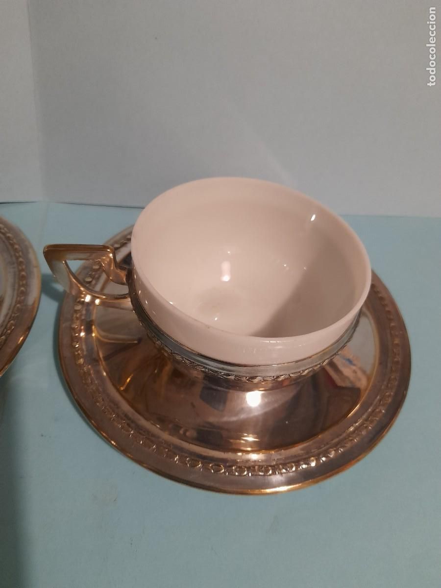 Antig&uuml;edades: 2 Tazas plateadas con pocillos de opalina y 2 platos. - Foto 3