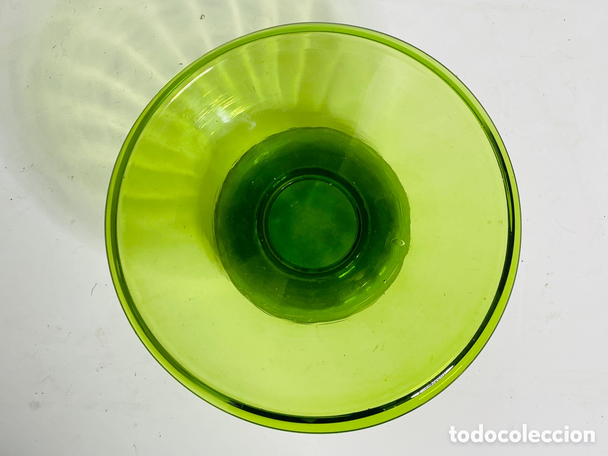 Antig&uuml;edades: Escupidera Cristal Verde - Foto 12