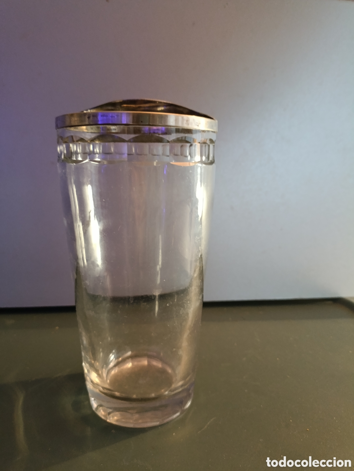 Antig&uuml;edades: Antiguo vaso cocktelero de cristal tallado y plata - Foto 3