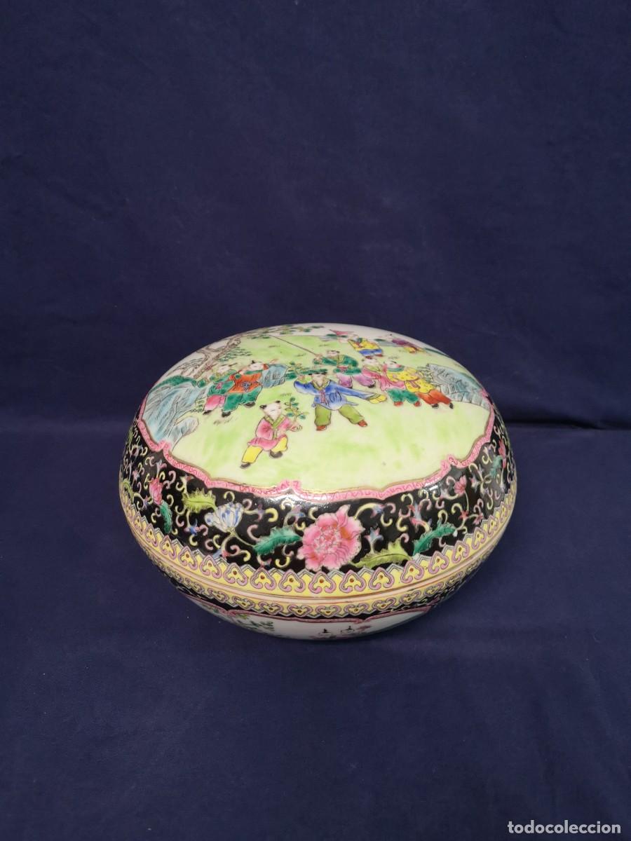 Antig&uuml;edades: CAJA CHINA EN PORCELANA - Foto 1