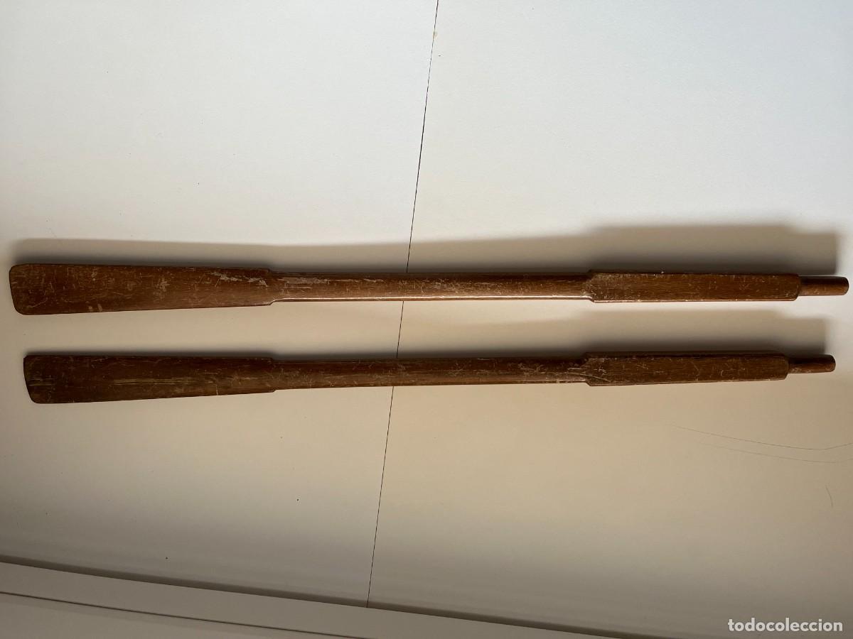 Antig&uuml;edades: PAREJA DE REMOS DE MADERA - Foto 2