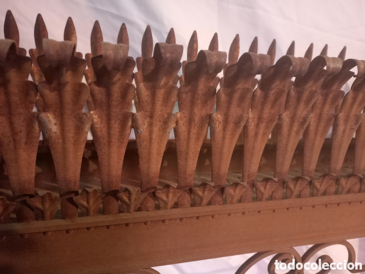 Antig&uuml;edades: Gran jardinera de hierro - Foto 11