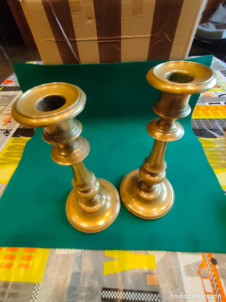 Antig&uuml;edades: PAREJA DE CANDELABROS NAPOLEONICOS - Foto 1
