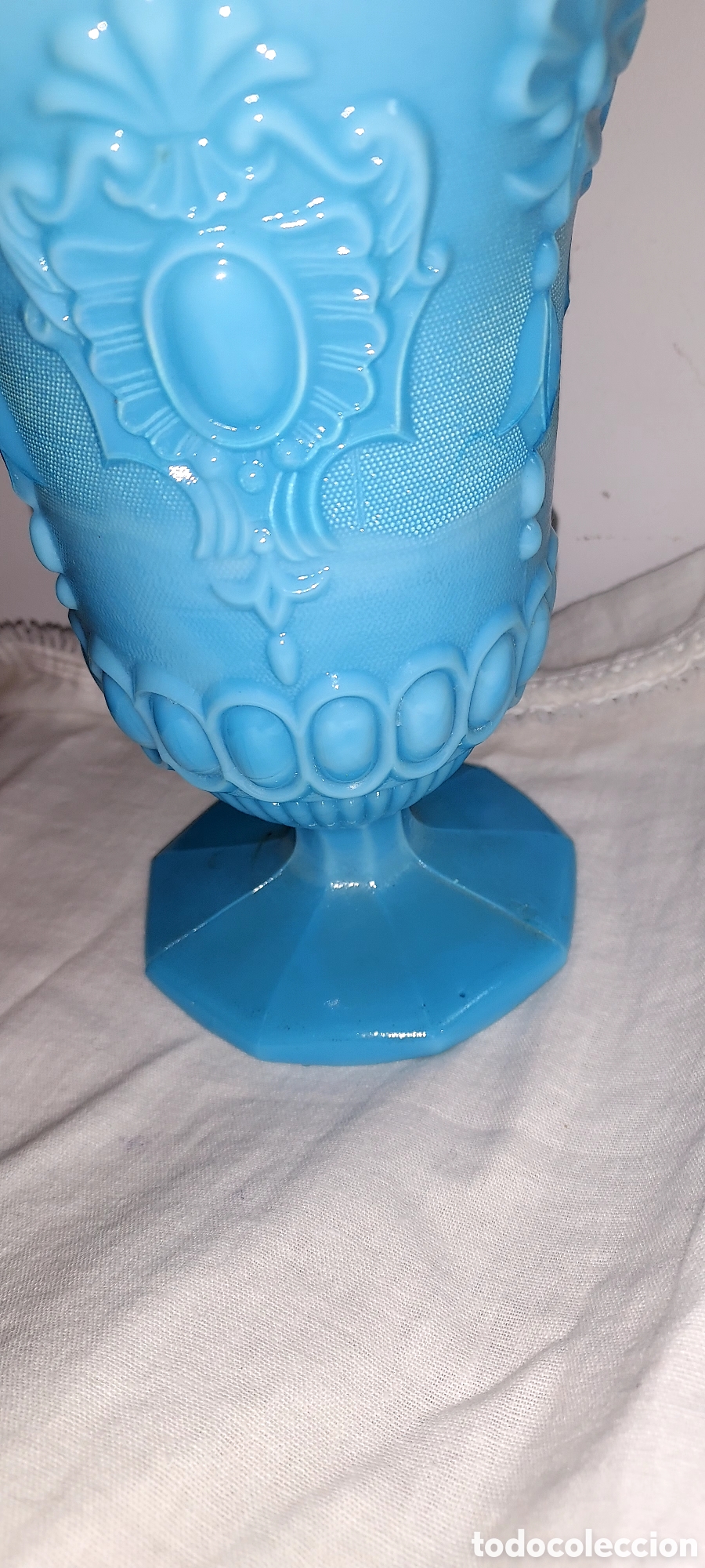 Antig&uuml;edades: COPA CON TAPA EN OPALINA AZUL TURQUESA MIDE 31 DE ALTO - Foto 3