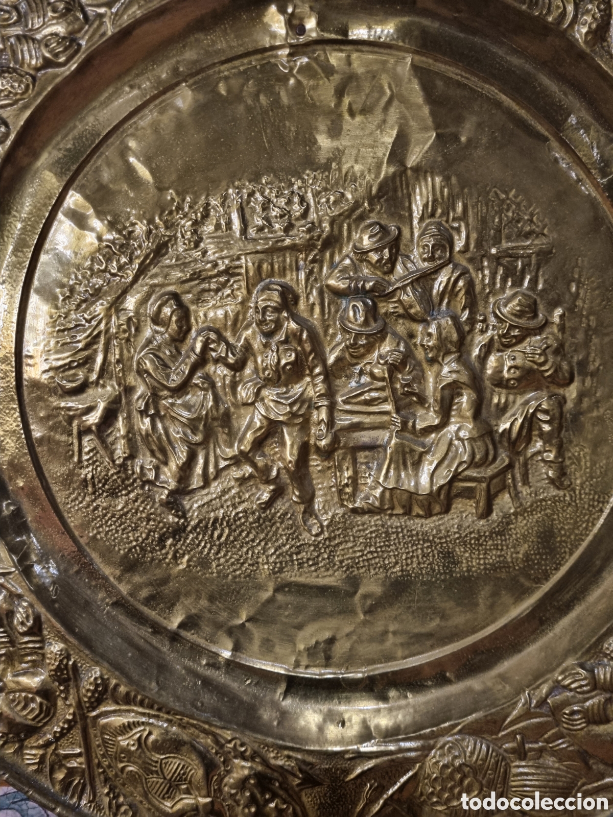 Antig&uuml;edades: 2 Platos de metal decoraci&oacute;n del 1800 - Foto 2