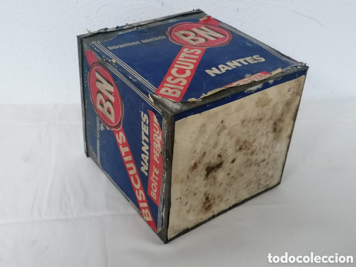 Antig&uuml;edades: Lata de galletas antigua B/N - Foto 4