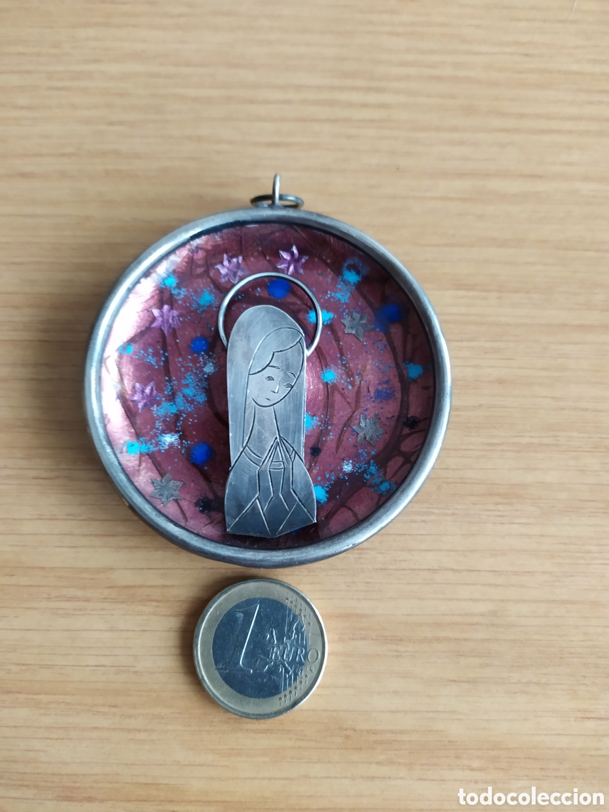 Antig&uuml;edades: Medalla de cuna, de plata y esmaltes. - Foto 3