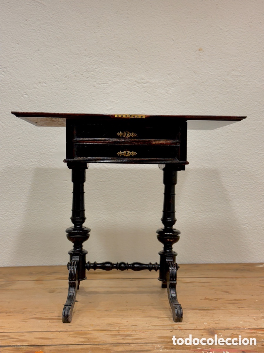 Antig&uuml;edades: Mesa costurera con ajedrez siglo XIV - Foto 2