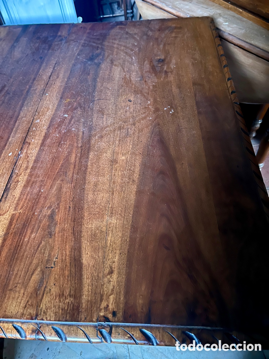 Antig&uuml;edades: Mesa de comedor Alfonsina en madera de nogal. - Foto 9