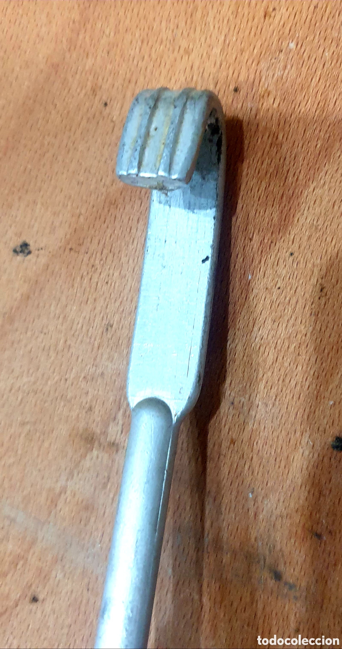 Antig&uuml;edades: Antiguo cazo de aluminio remachado - Foto 7
