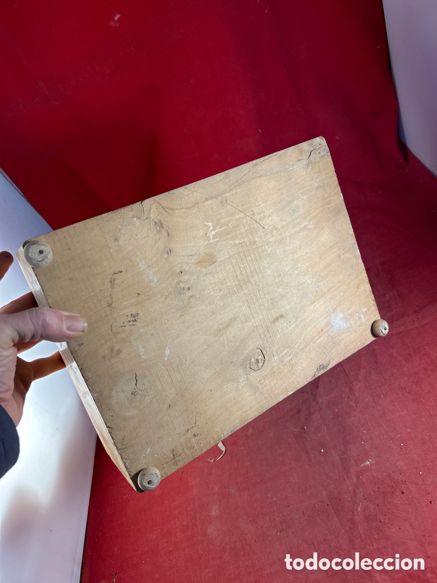 Antig&uuml;edades: Caja de madera - Foto 4