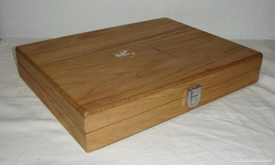 Antig&uuml;edades: Caja de madera (29 x 22 cm) - Foto 2