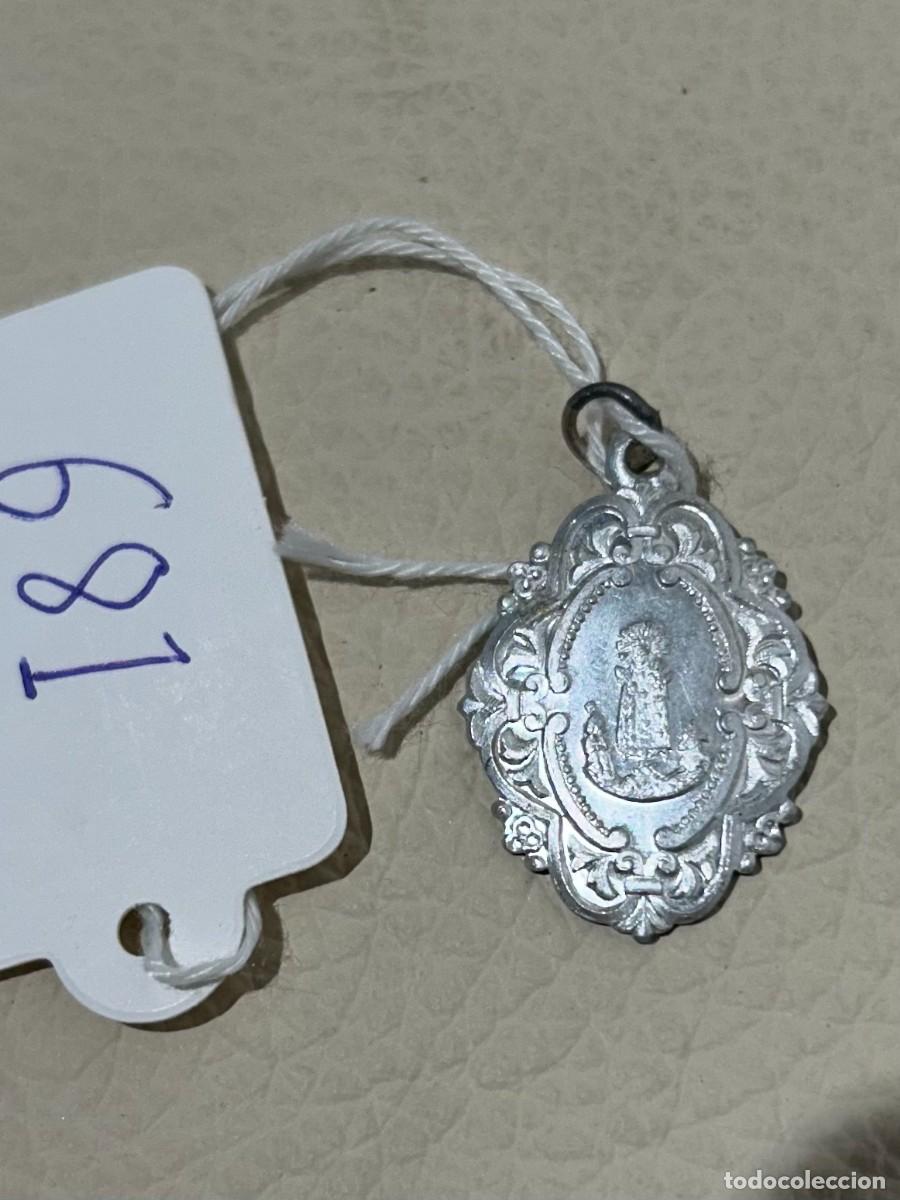 Antig&uuml;edades: MEDALLA RELIGIOSA MET&Aacute;LICA - Foto 2
