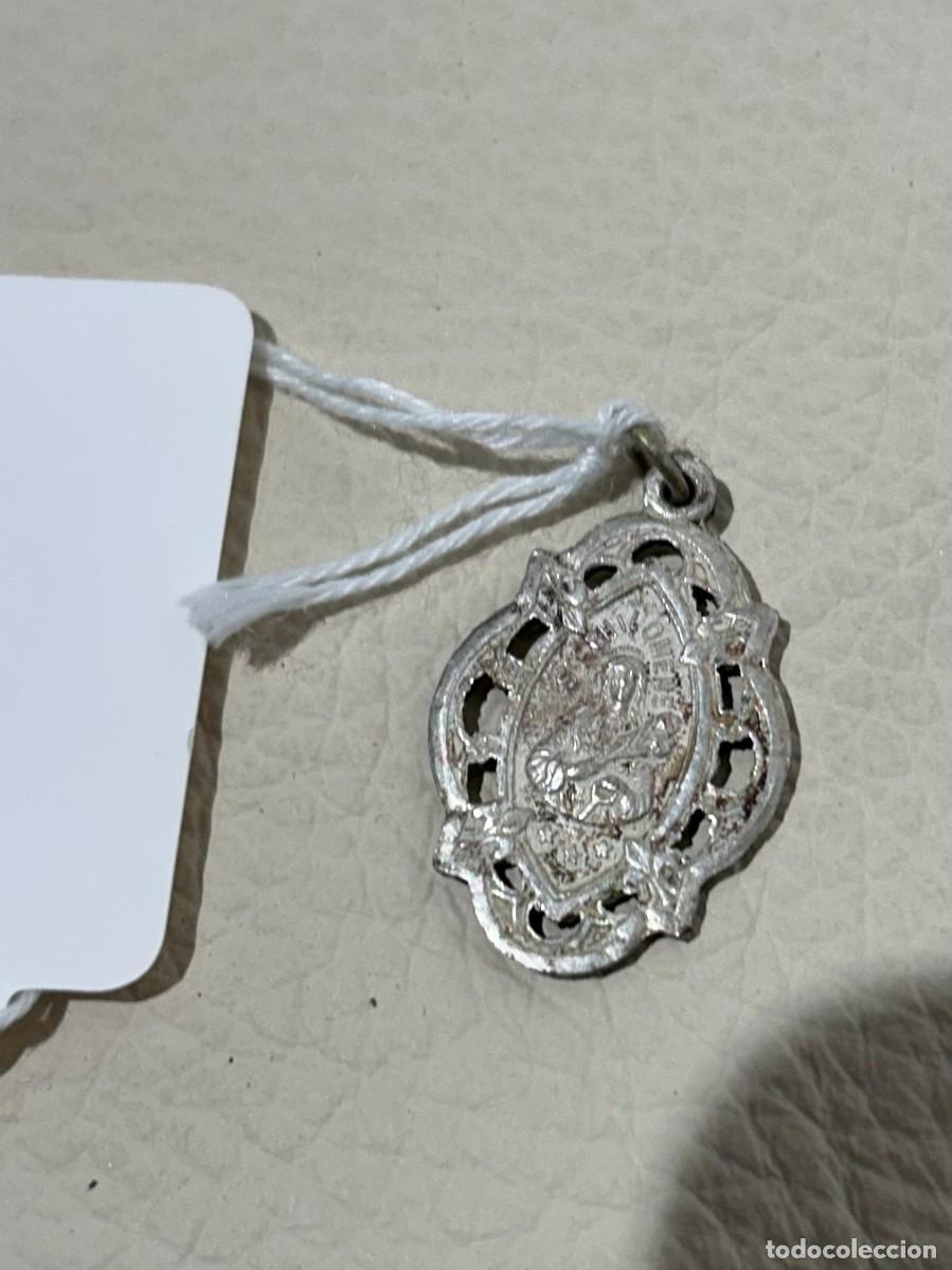 Antig&uuml;edades: MEDALLA RELIGIOSA MET&Aacute;LICA - Foto 1