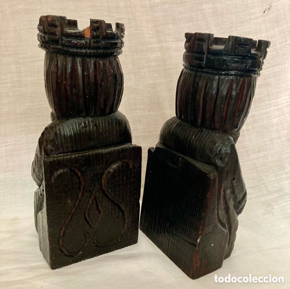 Antig&uuml;edades: DOS SUJETALIBROS TALLADOS EN MADERA - Foto 11