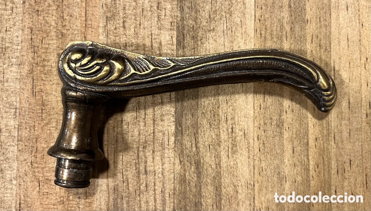 Antig&uuml;edades: MANETAS DE LAT&Oacute;N - Foto 2