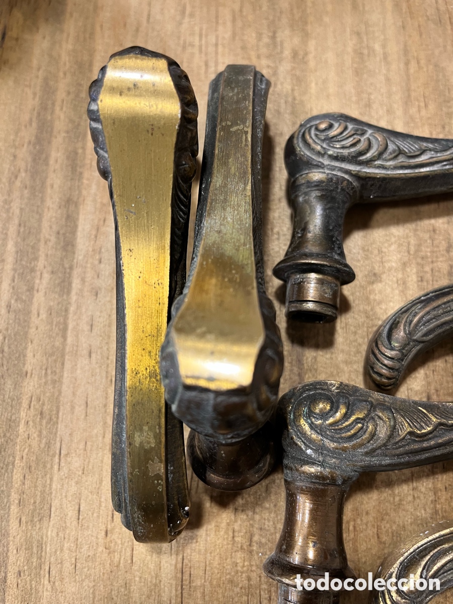 Antig&uuml;edades: MANETAS DE LAT&Oacute;N - Foto 3