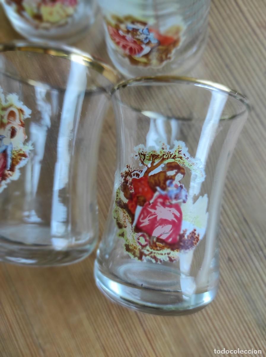 Antig&uuml;edades: Vasitos de licor escenas (5) - Foto 3
