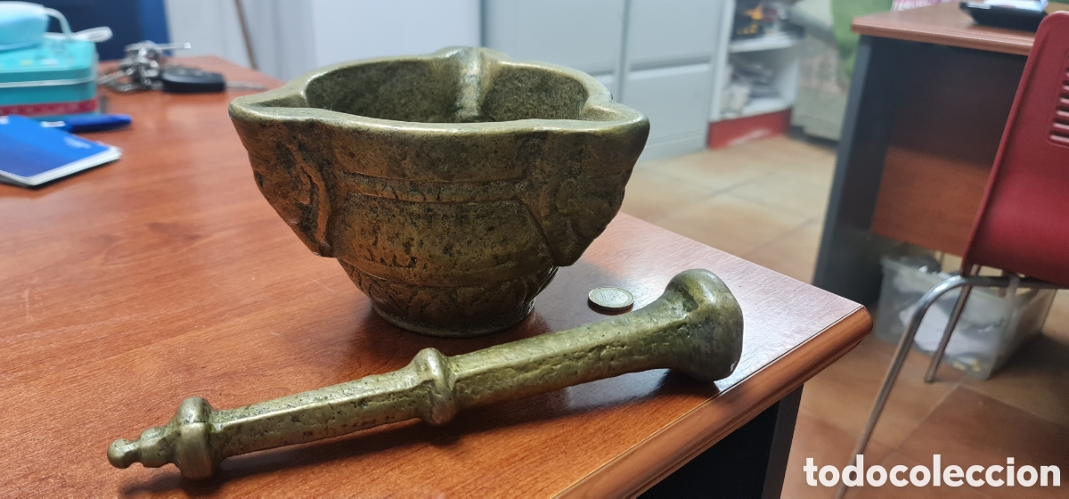 Antig&uuml;edades: GRAN MORTERO MUY ANTIGUO DE BRONCE MACIZO - Foto 2