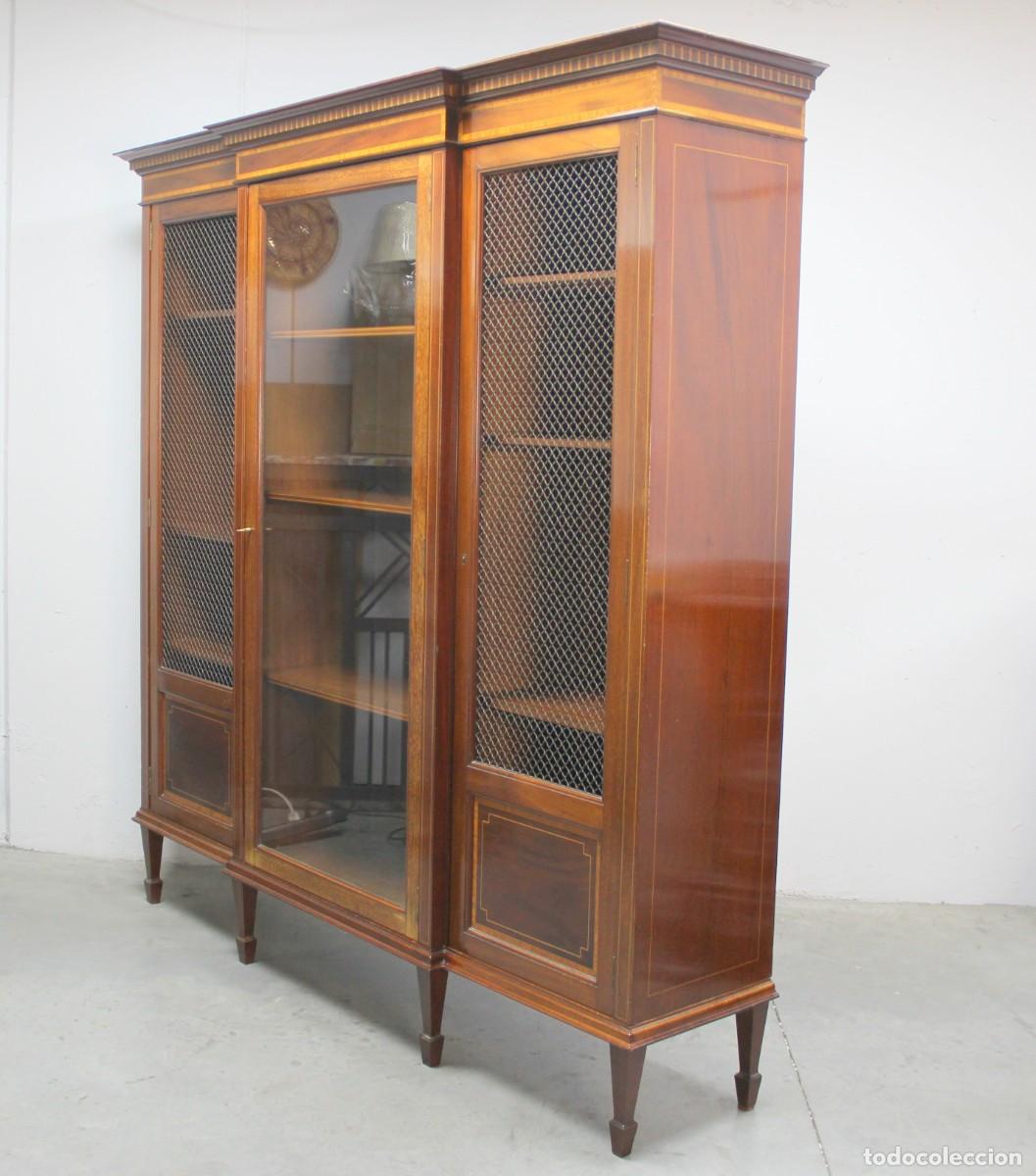 Antig&uuml;edades: Libreria de estilo directorio en caoba con marqueteria. - Foto 6