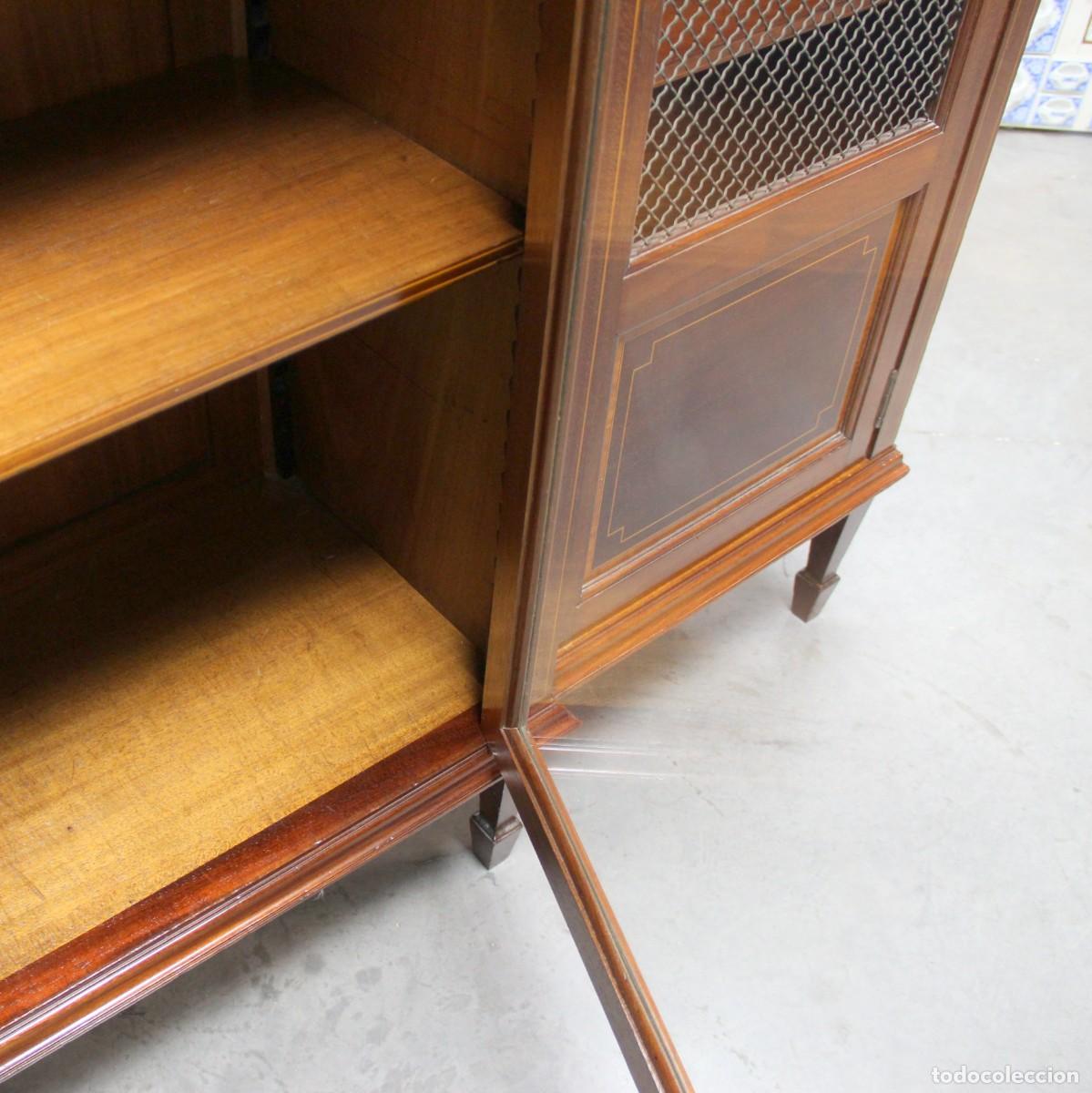 Antig&uuml;edades: Libreria de estilo directorio en caoba con marqueteria. - Foto 8