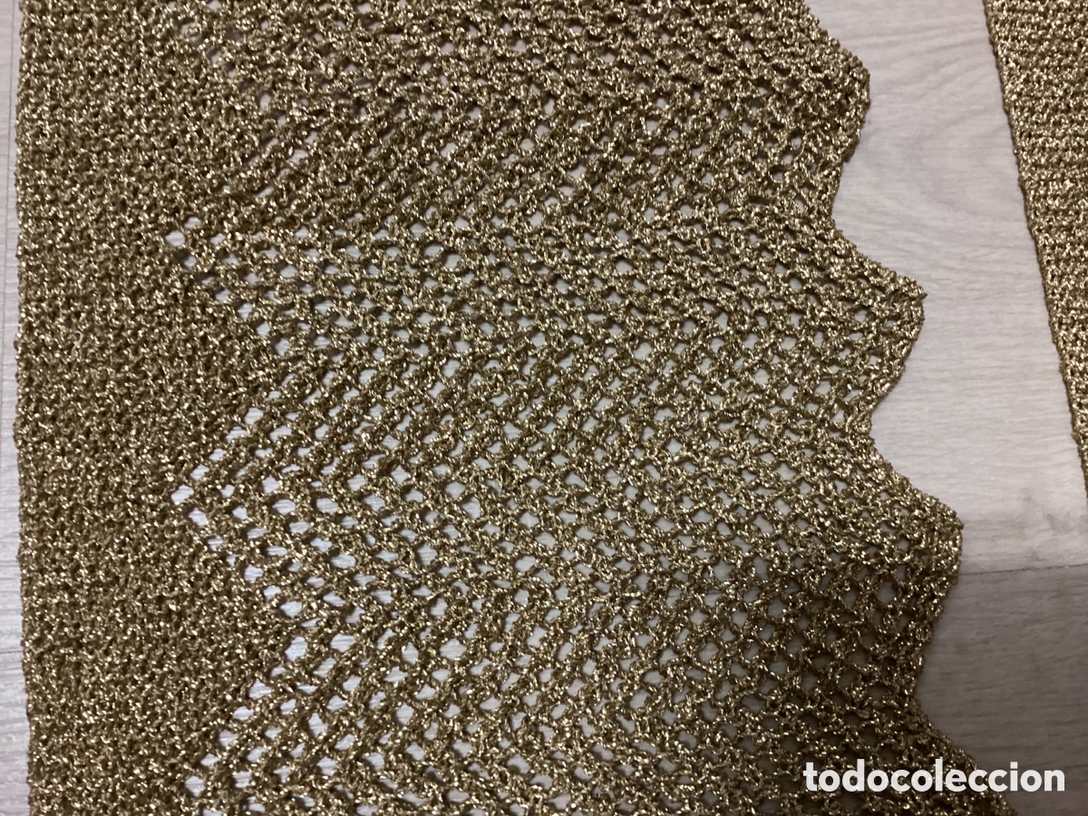 Antig&uuml;edades: TIRA DE GANCHILLO HILO DORADO - Foto 6