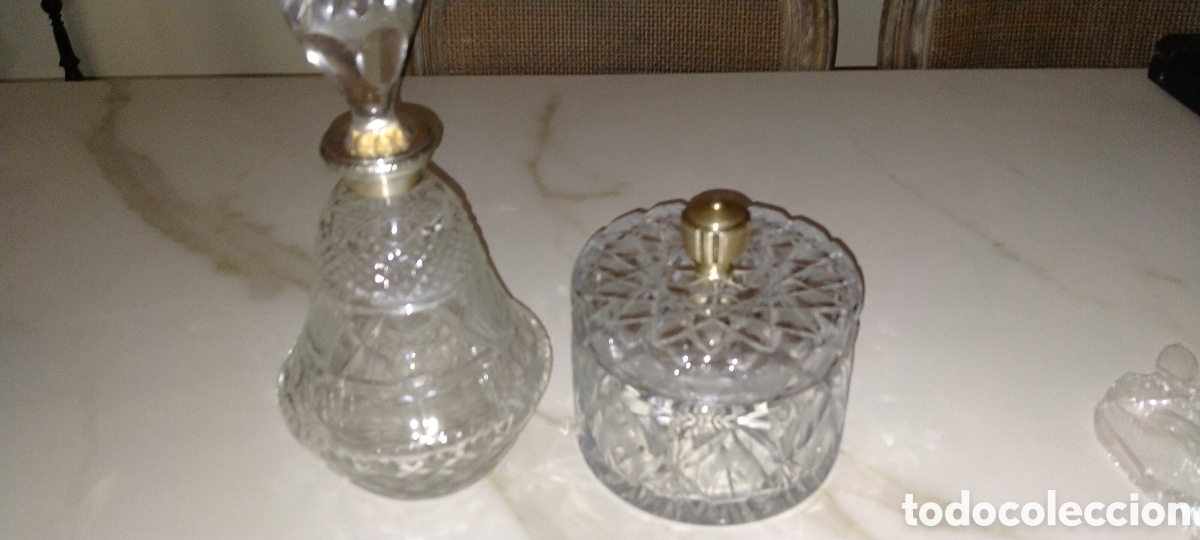 Antig&uuml;edades: Botella de cristal y caja de cristal de roca - Foto 1
