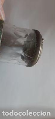 Antig&uuml;edades: Antiguo molinillo de pimienta en lat&oacute;n y cristal - Foto 8